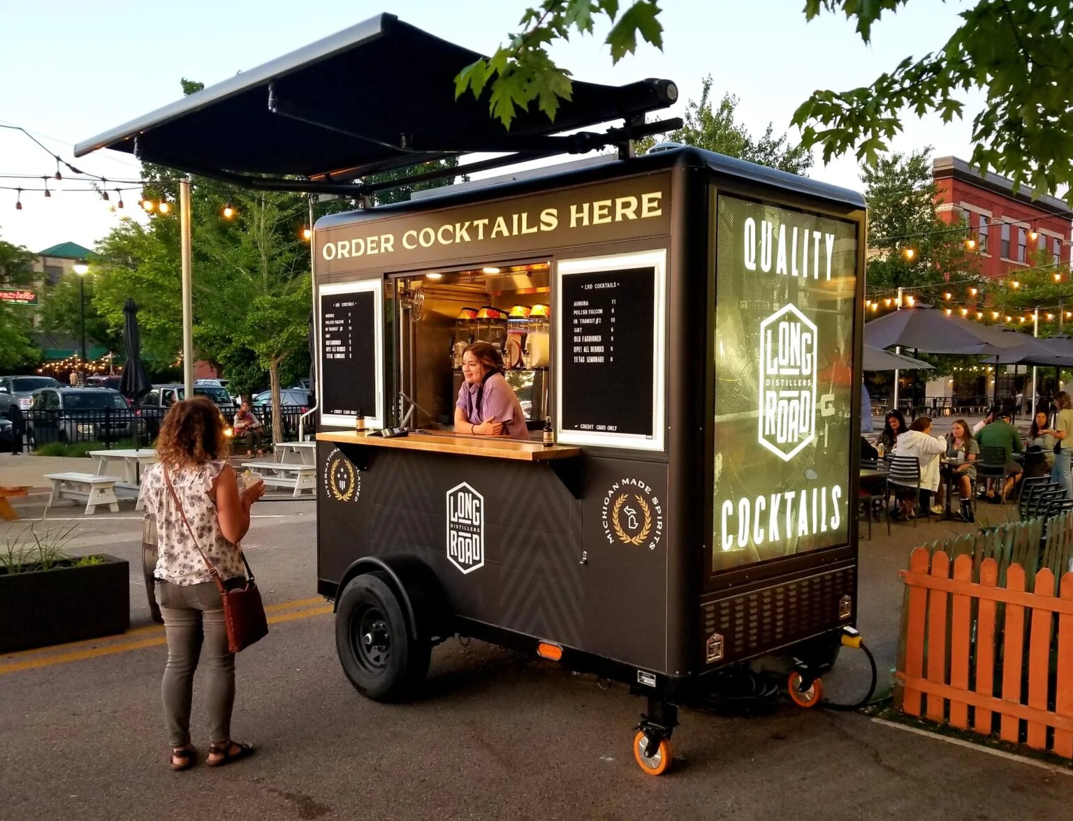 Mobile bar for sale | PourterCarts.com